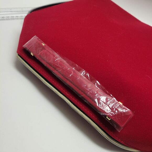 Estée Lauder Cherry Red Velvetty Flocked Makeup Case / Cute Bow Handbag / Laptop - Picture 12 of 16
